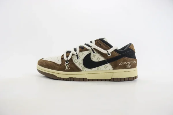 Nike SB Dunk Low x LV