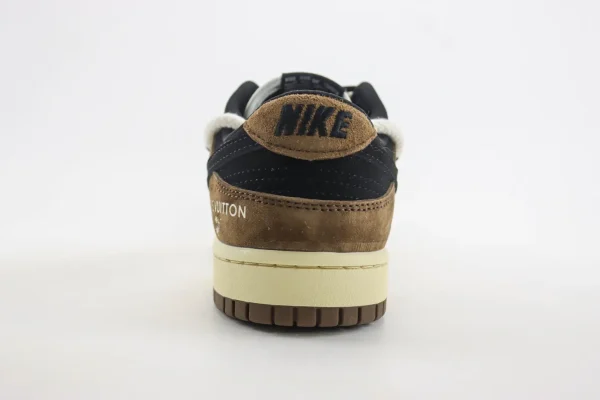 Nike SB Dunk Low x LV - Image 6