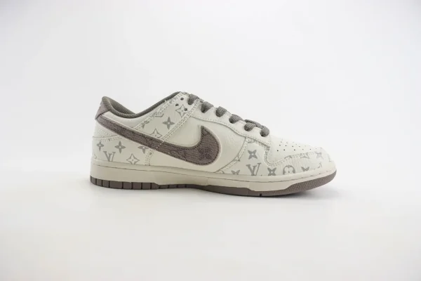 Nike SB Dunk Low x LV - Image 3