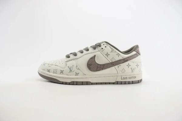 Nike SB Dunk Low x LV