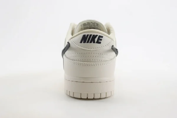 Nike SB Dunk Low x Bape - Image 6