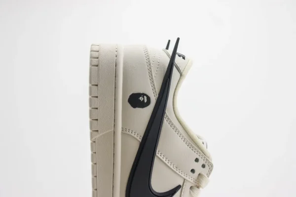 Nike SB Dunk Low x Bape - Image 7