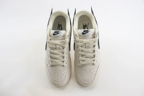Nike SB Dunk Low x Bape - Image 5