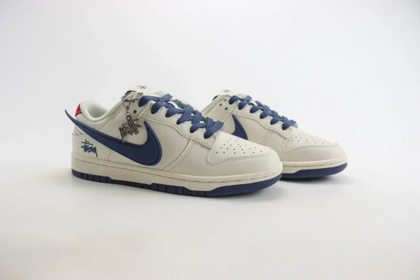 Nike SB Dunk Low - Image 2