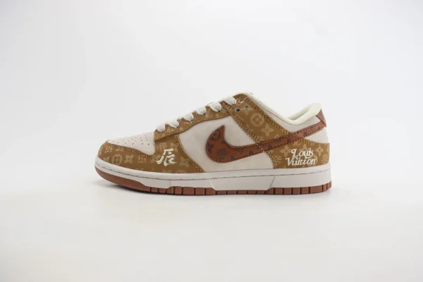 Nike SB Dunk Low x LV