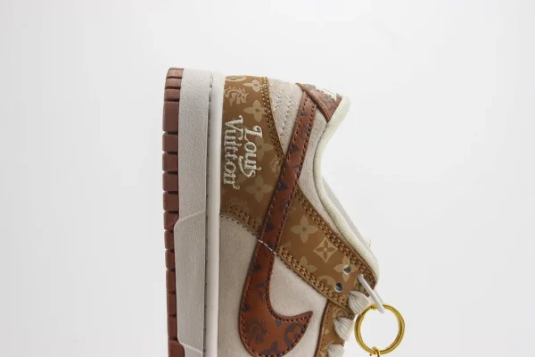 Nike SB Dunk Low x LV - Image 7