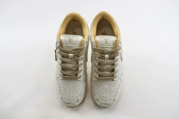 Nike SB Dunk Low x LV - Image 5