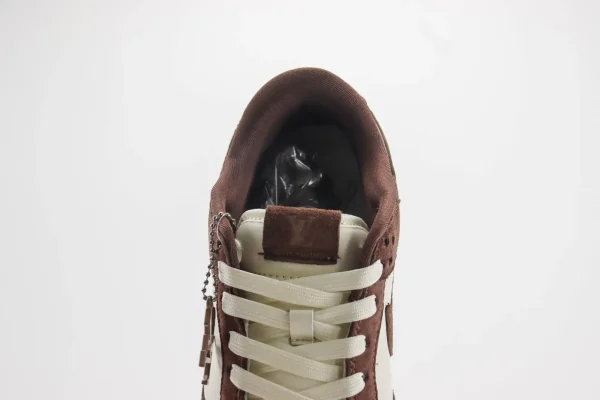 Nike SB Dunk Low x LV - Image 9