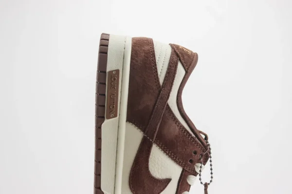 Nike SB Dunk Low x LV - Image 7