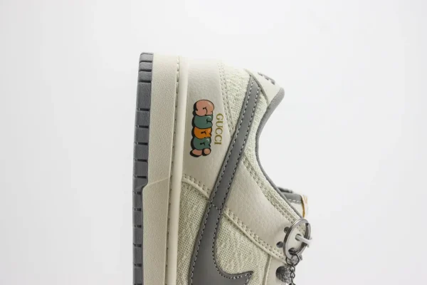 Nike SB Dunk Low x GUCCI - Image 7