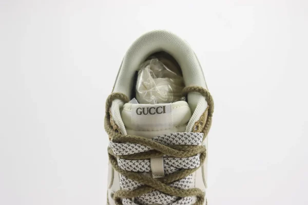Nike SB Dunk Low x GUCCI - Image 9