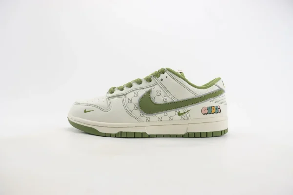 Nike SB Dunk Low x GUCCI
