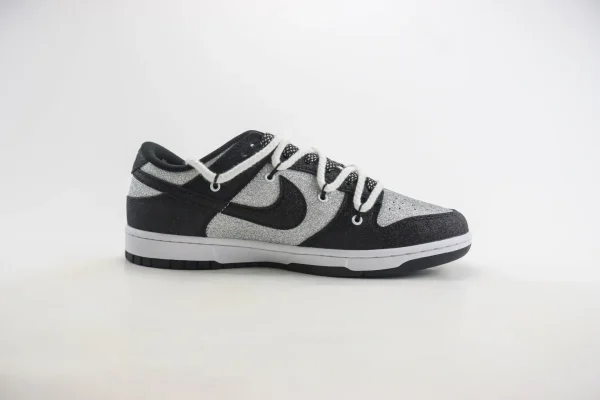 Nike SB Dunk Low x GUCCI - Image 3