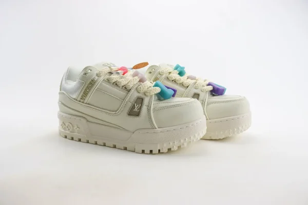 LV trainer Maxi - Image 2