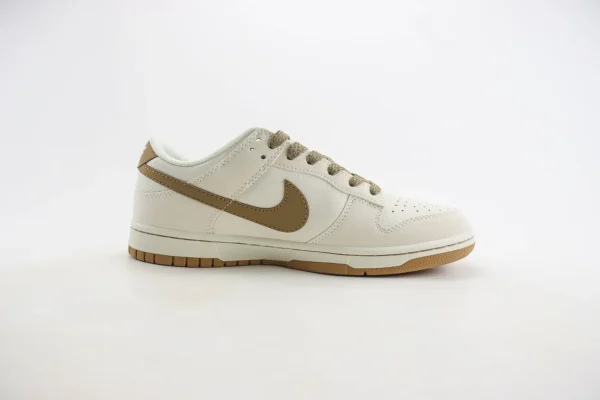 Nike SB Dunk Low - Image 3