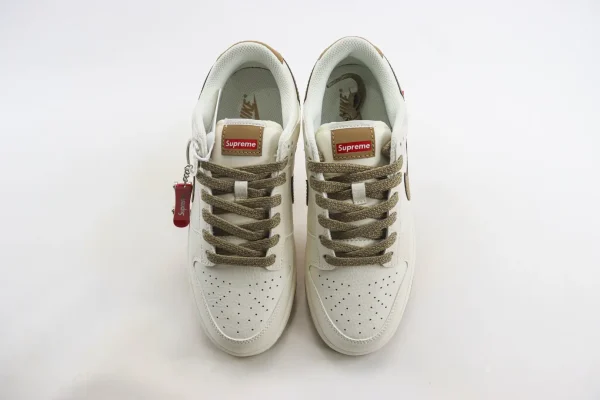 Nike SB Dunk Low - Image 5