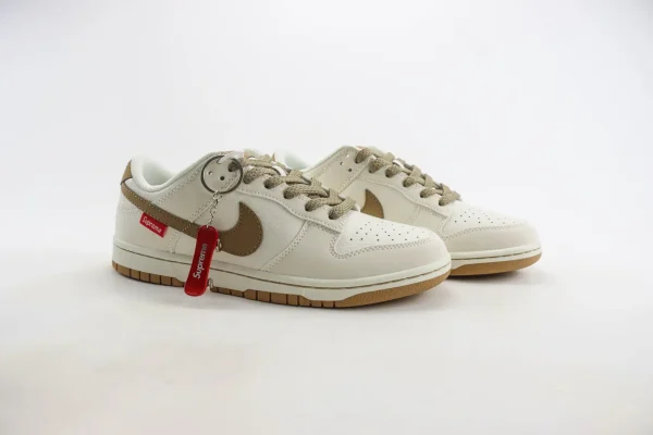 Nike SB Dunk Low - Image 2