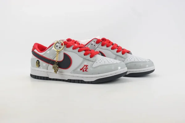Nike SB Dunk Low x Bape - Image 2