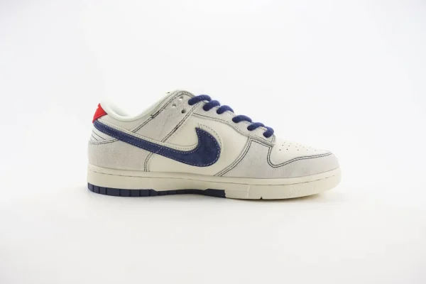 Nike SB Dunk Low x The North Face - Image 3
