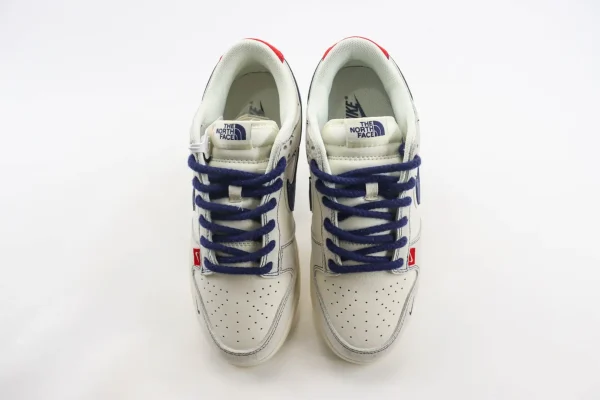 Nike SB Dunk Low x The North Face - Image 5