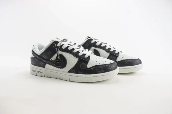 Nike SB Dunk Low x LV - Image 2