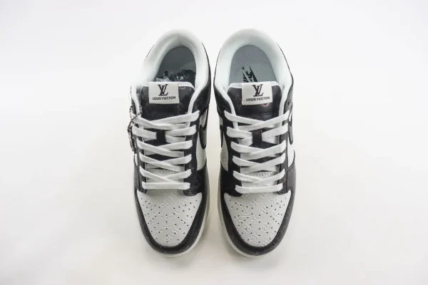 Nike SB Dunk Low x LV - Image 5