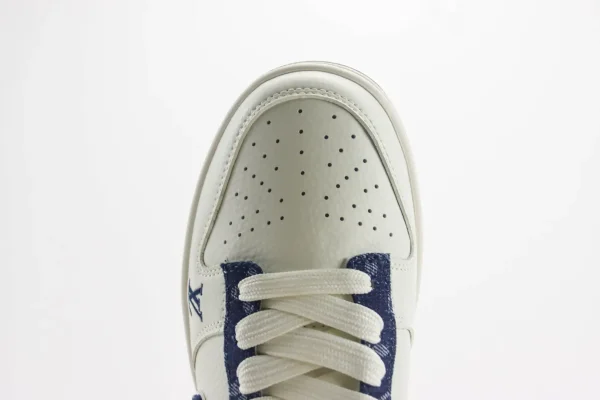 Nike SB Dunk Low x LV - Image 8