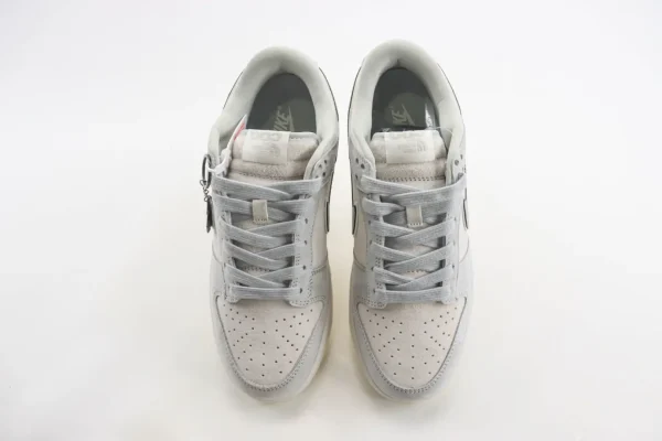 Nike SB Dunk Low x The North Face - Image 5