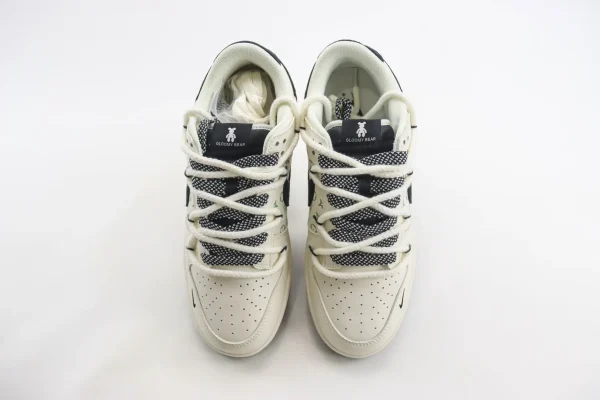 Nike SB Dunk Low x LV - Image 5