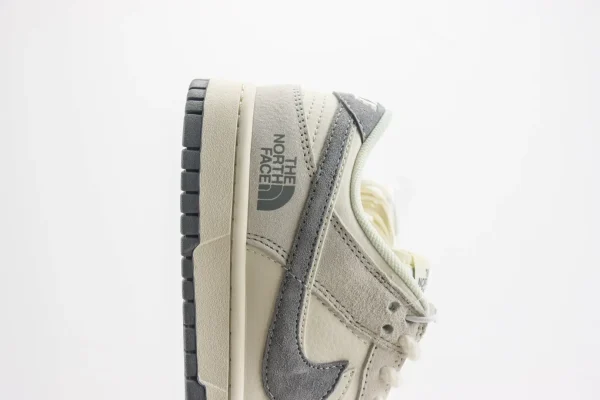 Nike SB Dunk Low x The North Face - Image 7