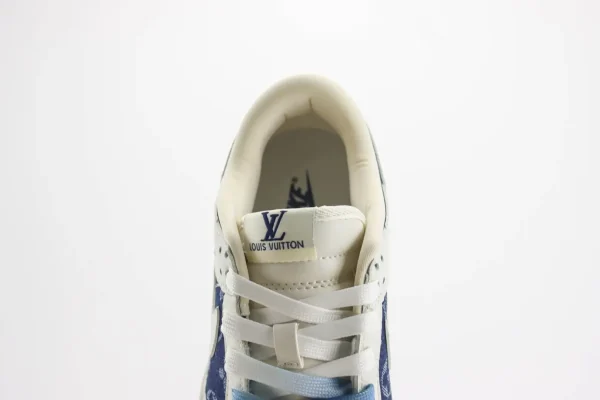 Nike SB Dunk Low x LV - Image 9