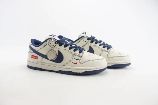 Nike SB Dunk Low - Image 2