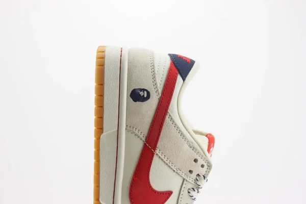 Nike SB Dunk Low x Bape - Image 7