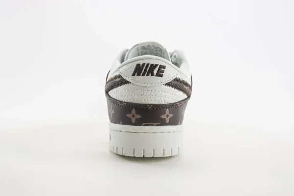 Nike SB Dunk Low x LV - Image 6