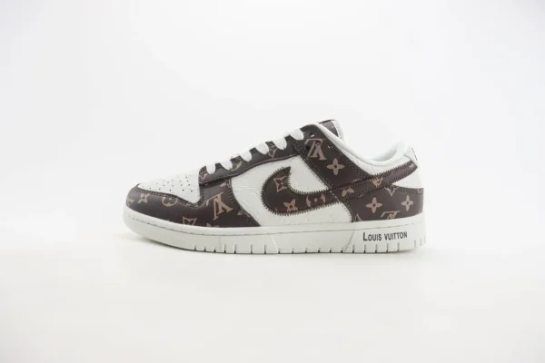 Nike SB Dunk Low x LV