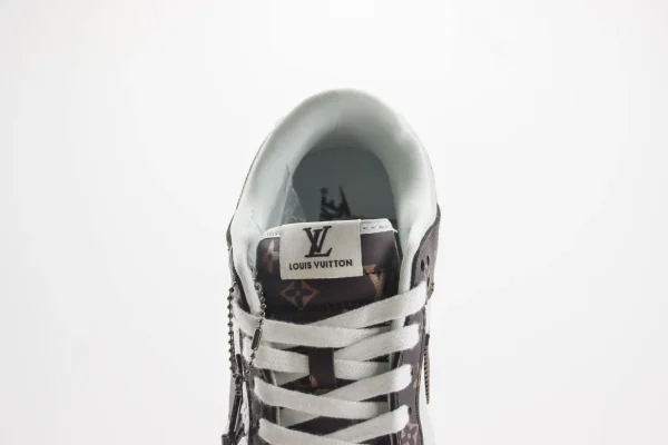 Nike SB Dunk Low x LV - Image 9