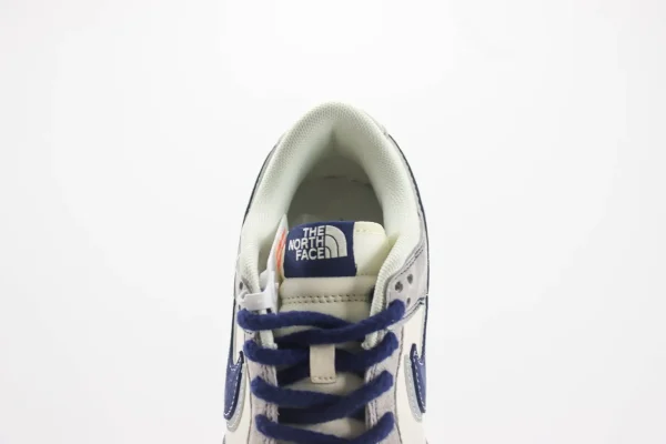 Nike SB Dunk Low x The North Face - Image 9