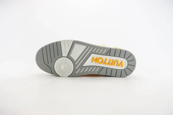 Louis vuitton Trainer - Image 4