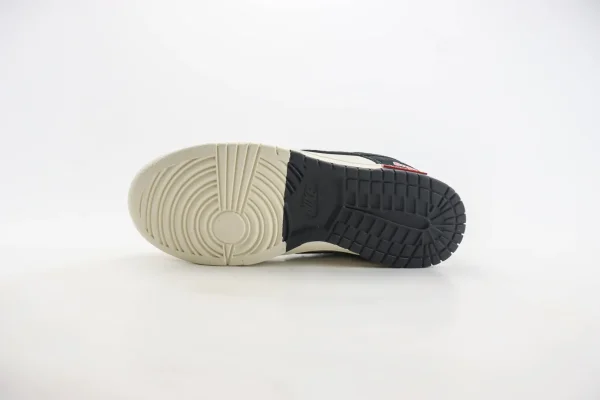 Nike SB Dunk Low x Stussy - Image 4