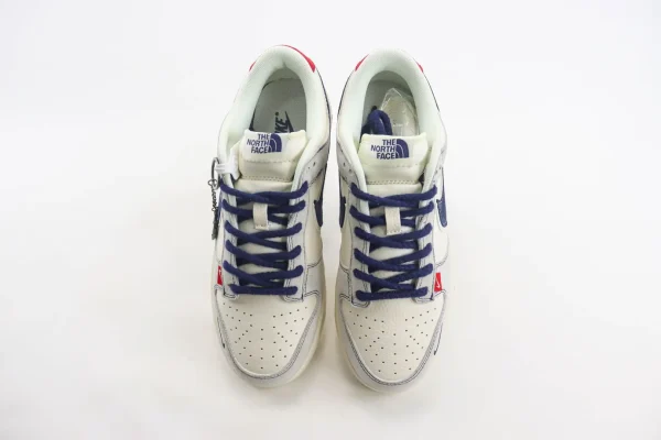Nike SB Dunk Low x The North Face - Image 5