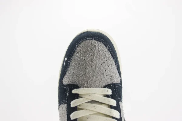 Nike SB Dunk Low x Stussy - Image 8