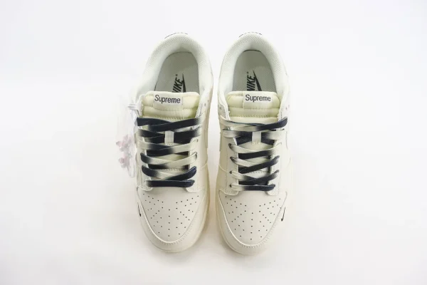 Nike SB Dunk Low - Image 5