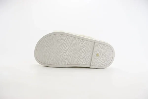 Louis Vuitton slipper - Image 4