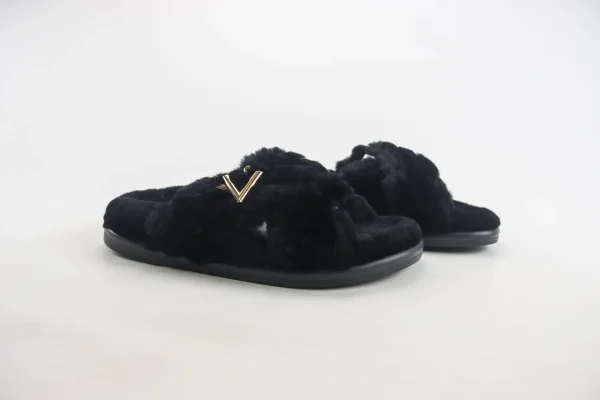 Louis Vuitton slipper - Image 2