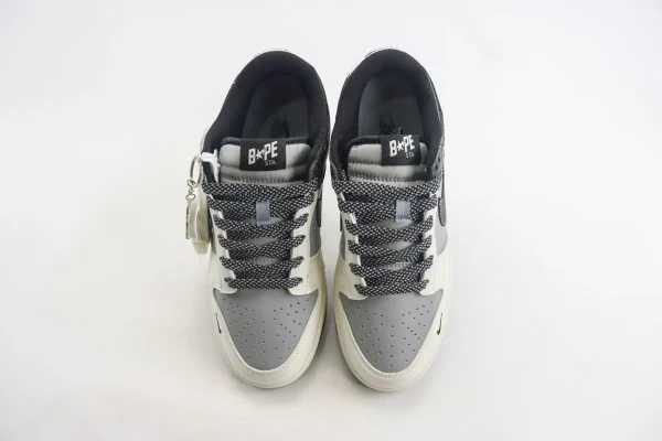 Nike SB Dunk Low x Bape - Image 5
