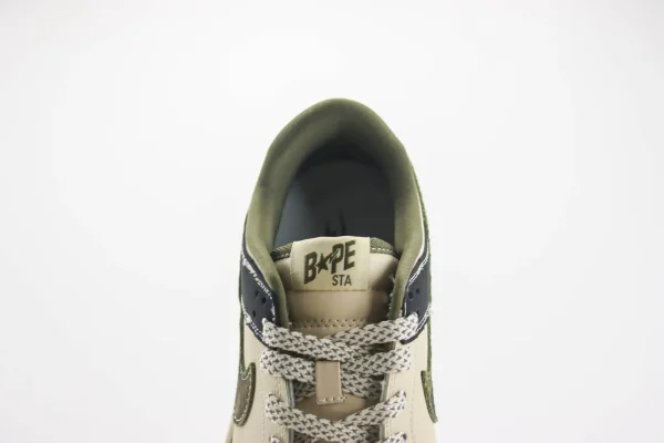 Nike SB Dunk Low x Bape - Image 9