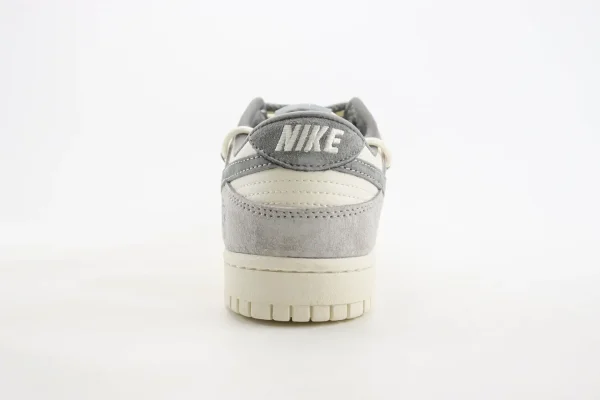 Nike SB Dunk Low x Stussy - Image 6