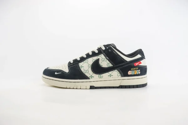 Nike SB Dunk Low x GUCCI
