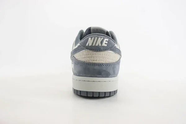 Nike SB Dunk Low x Stussy - Image 6