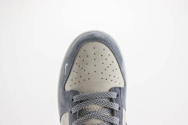 Nike SB Dunk Low x Stussy - Image 8